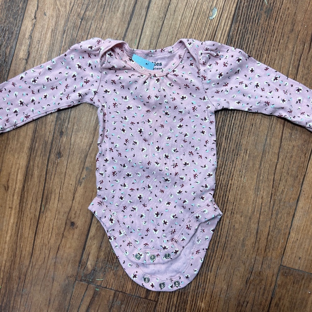 Bundles 3/6m pink floral long sleeve onesie